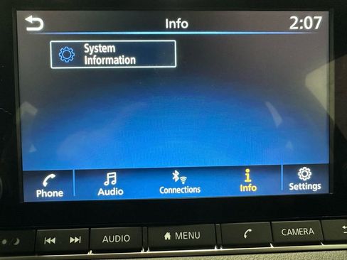 Used 2025 Nissan Sentra SV image 32