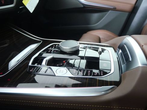 New 2026 BMW X5 xDrive50e AWD/4WD image 23