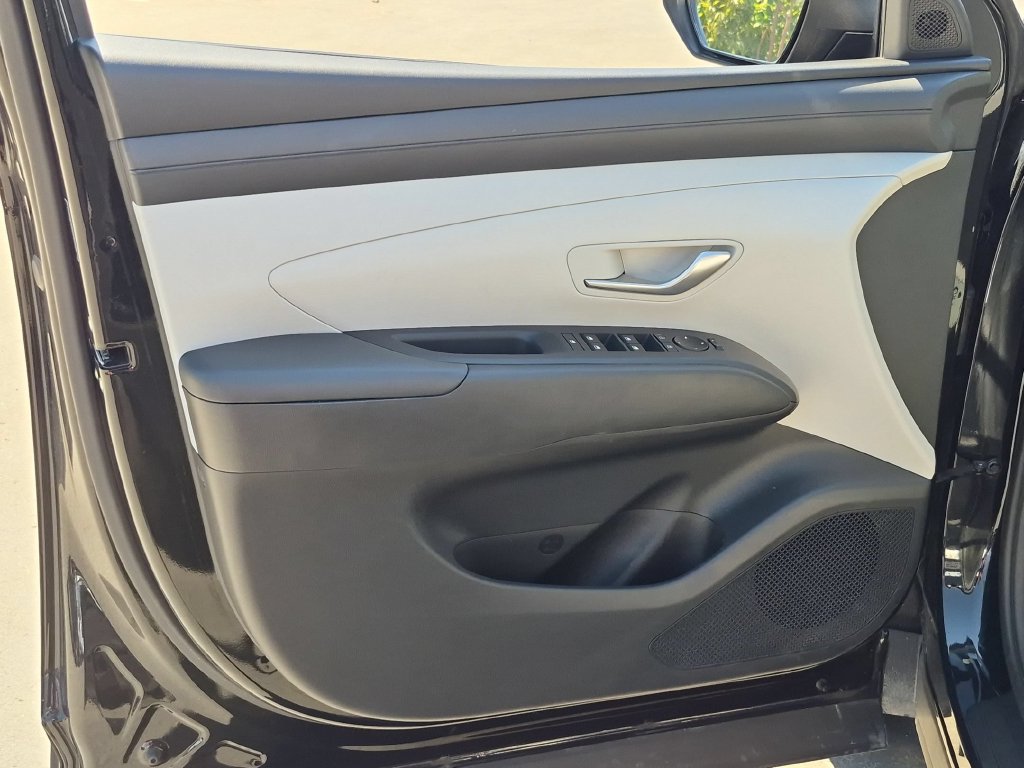 Used 2025 Hyundai Tucson SEL AWD/4WD image 11