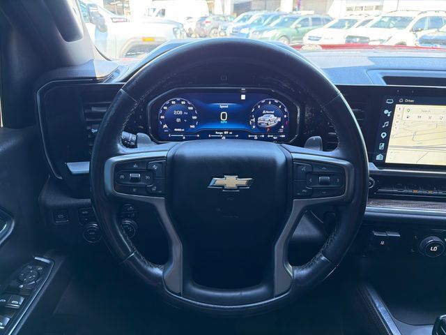 Used 2022 Chevrolet Silverado 1500 LT AWD/4WD image 10