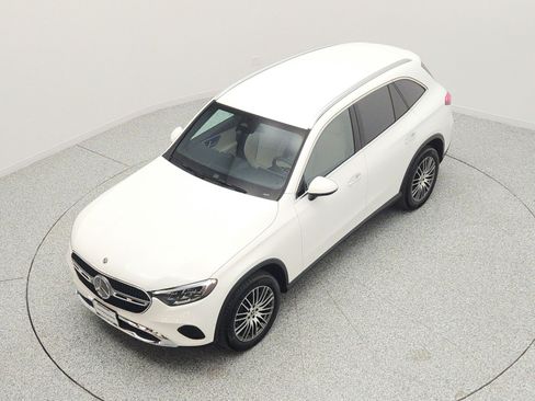 Certified 2026 Mercedes-Benz GLC 300 image 22