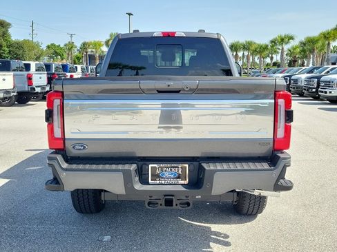 New 2026 Ford F250 Platinum w/ Platinum Plus Package AWD/4WD image 8