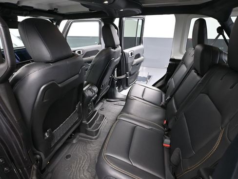 Used 2025 Jeep Wrangler Sahara w/ Technology Group image 37