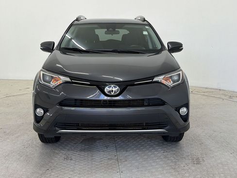 Used 2018 Toyota RAV4 XLE w/ Plus Extra Value Package AWD/4WD image 6