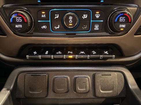 Used 2018 GMC Sierra 1500 Denali w/ Denali Ultimate Package image 26