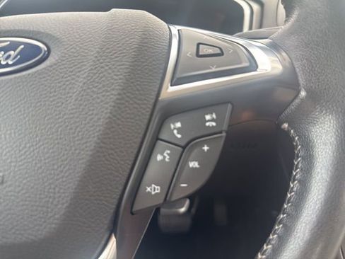 Used 2019 Ford Fusion SE w/ Equipment Group 151A image 24