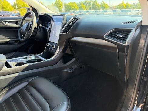 Used 2024 Ford Edge SEL w/ Convenience Package AWD/4WD image 10