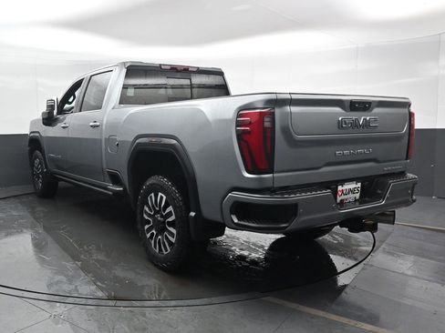 Used 2024 GMC Sierra 3500 Denali Ultimate image 6