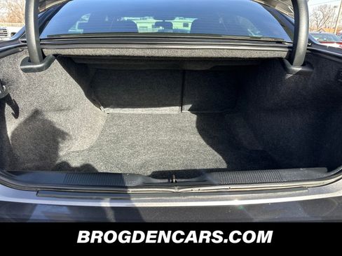 Used 2014 Dodge Charger SE image 7