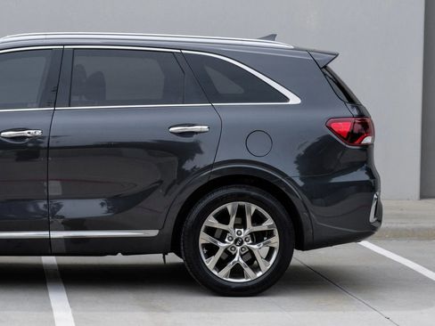 Used 2019 Kia Sorento SX AWD/4WD image 12
