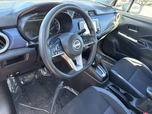Used 2023 Nissan Versa SV image 21