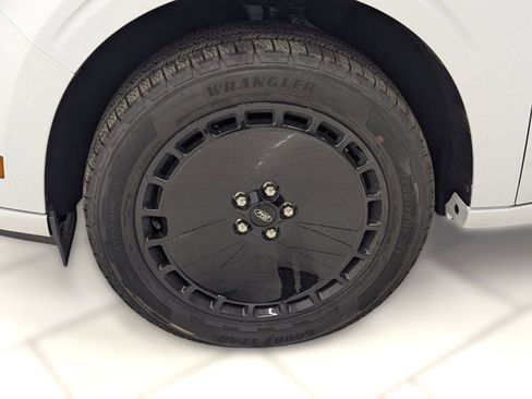 New 2025 Ford Maverick Lobo image 9