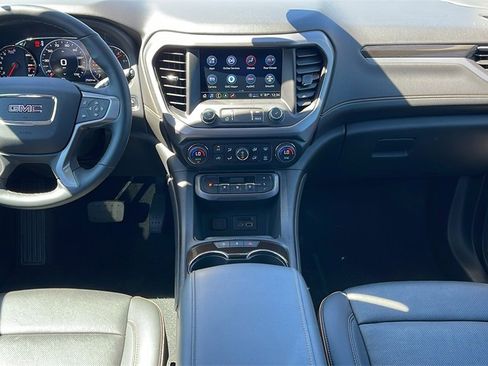 Used 2023 GMC Acadia AT4 w/ Technology Package image 15