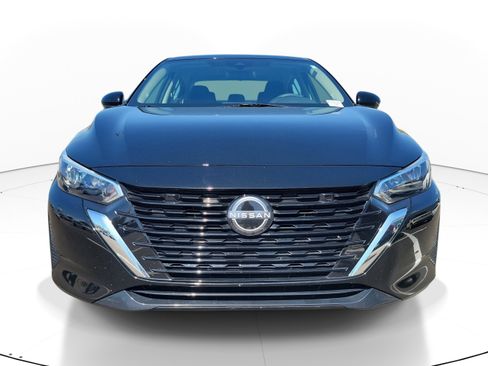 Used 2025 Nissan Sentra S image 2