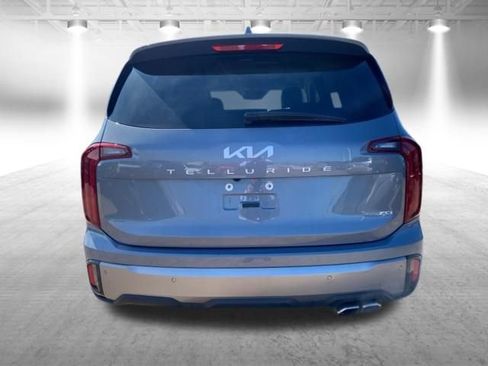Used 2025 Kia Telluride S image 9