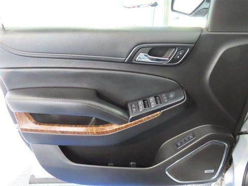 Used 2016 Chevrolet Suburban LTZ AWD/4WD image 12