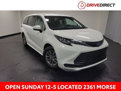 Used 2021 Toyota Sienna LE