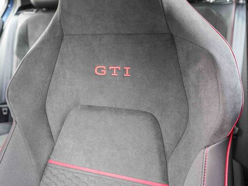 New 2026 Volkswagen GTI SE FWD image 25