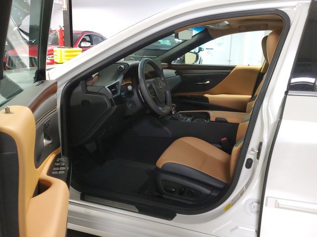 Certified 2023 Lexus ES 350 w/ Premium Package FWD image 13