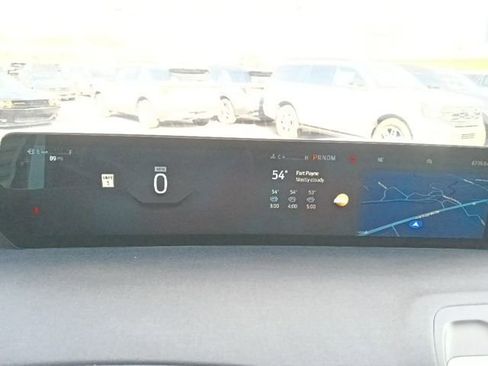 Used 2025 Ford Expedition Active image 20