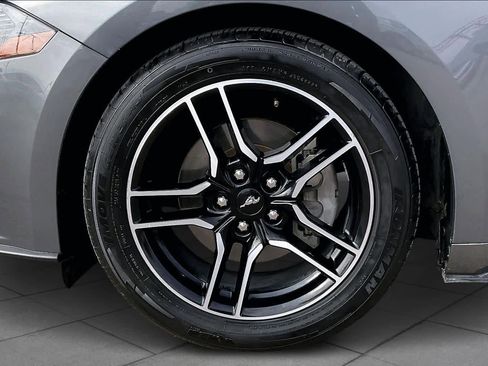 Used 2022 Ford Mustang Premium image 10