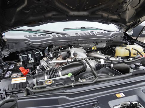 Used 2022 Ford F350 Platinum image 17