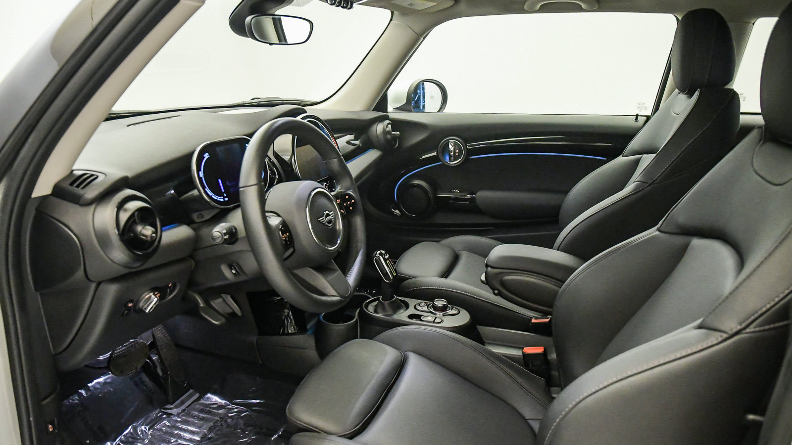 Used 2024 MINI Cooper SE FWD image 17