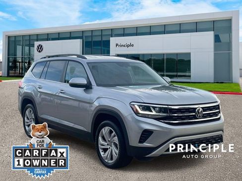 Used 2023 Volkswagen Atlas SE AWD/4WD image 3