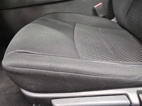 Used 2020 Nissan Sentra S image 28