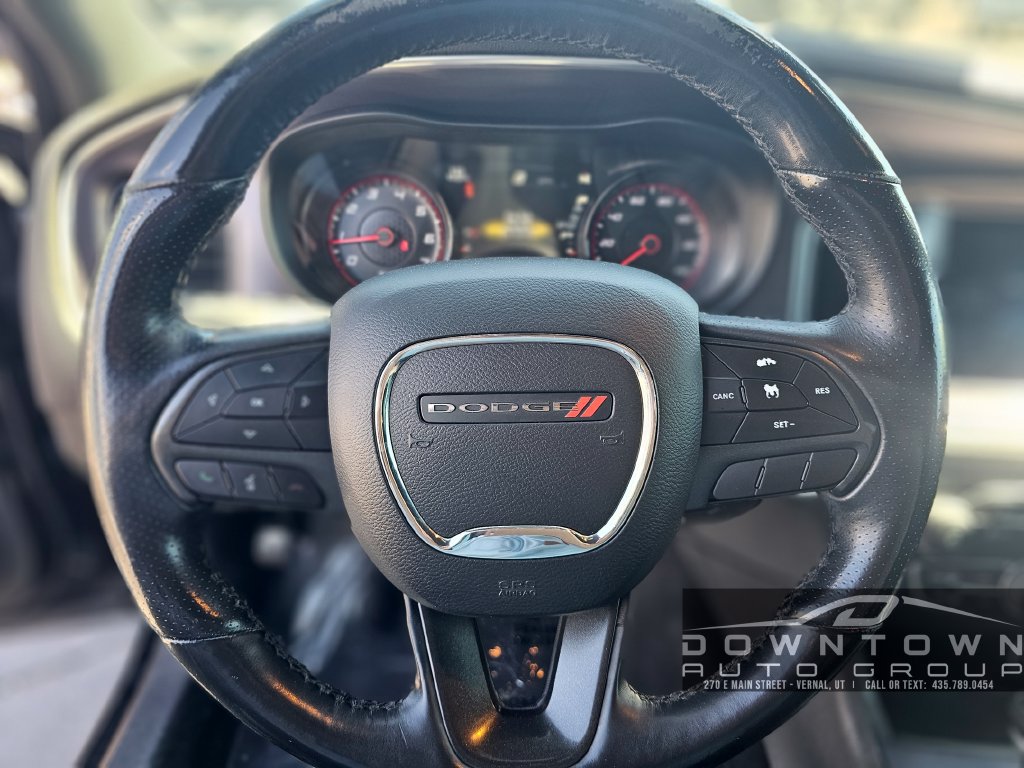 Used 2017 Dodge Charger SXT w/ AWD Plus Group image 19