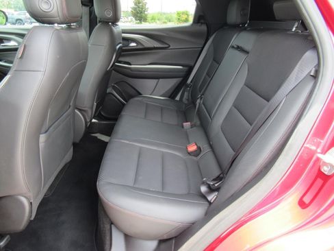 Used 2021 Chevrolet TrailBlazer RS FWD image 33