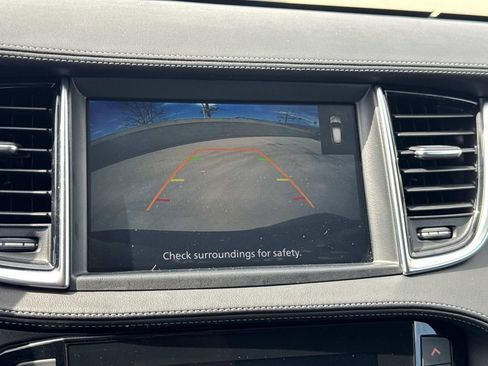 Certified 2025 INFINITI QX50 Pure image 28