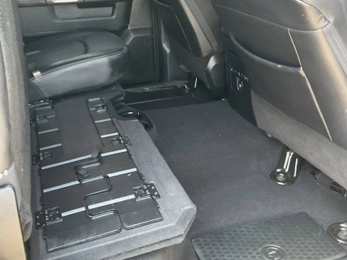 Used 2018 RAM 1500 Laramie w/ Convenience Group AWD/4WD image 44