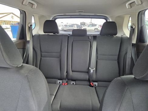 Used 2023 Nissan Rogue S image 22