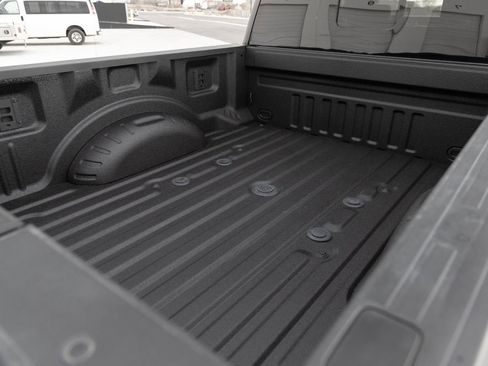 Used 2024 Ford F350 Platinum image 52