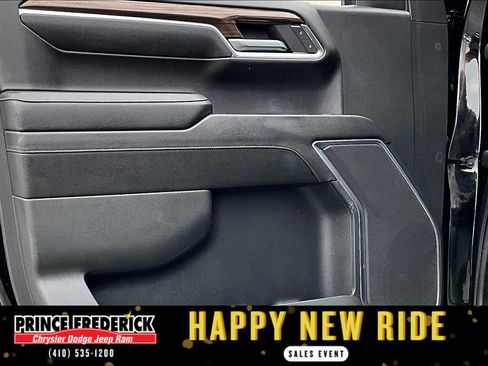 Used 2023 Chevrolet Silverado 1500 LT image 19