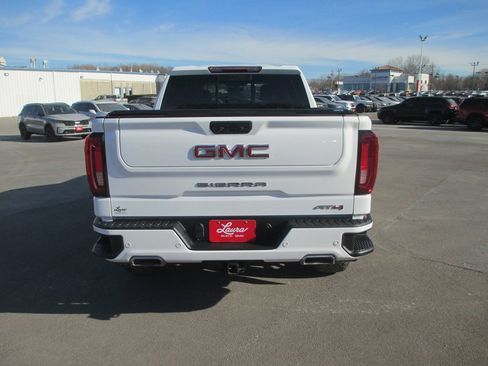 Certified 2021 GMC Sierra 1500 AT4 w/ AT4 Value Package image 6