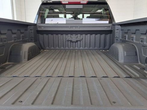 Used 2024 Chevrolet Silverado 1500 RST AWD/4WD image 34