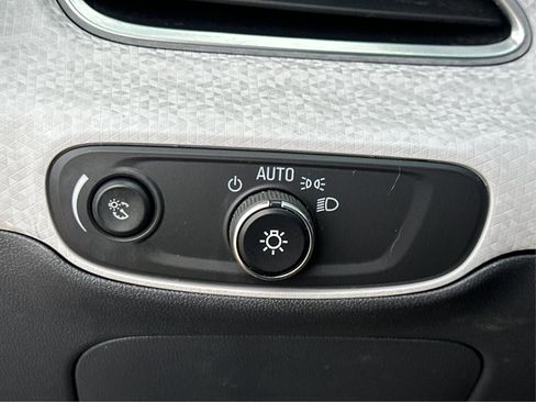 Used 2021 Chevrolet Bolt LT image 16