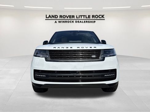 New 2025 Land Rover Range Rover SE image 8