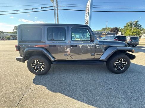 New 2027 Jeep Wrangler Unlimited Sahara AWD/4WD image 6
