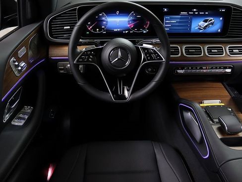New 2025 Mercedes-Benz GLE 450 4MATIC image 14