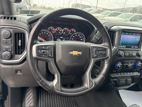 Used 2020 Chevrolet Silverado 1500 LT w/ All-Star Edition image 18