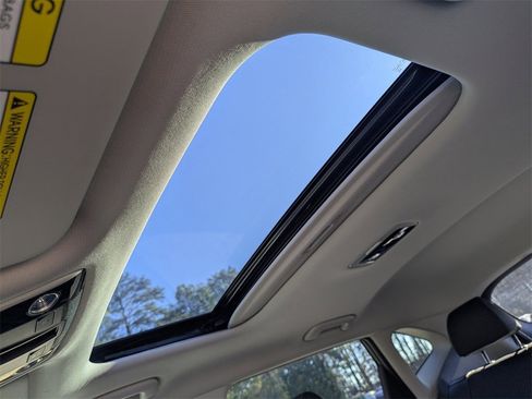 Used 2025 Kia Seltos EX w/ EX Sunroof Package image 20