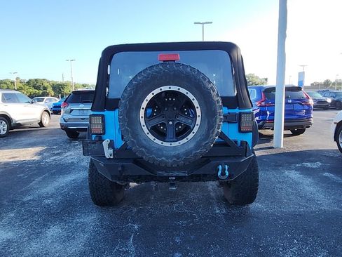 Used 2017 Jeep Wrangler Sport w/ Quick Order Package 24S AWD/4WD image 6