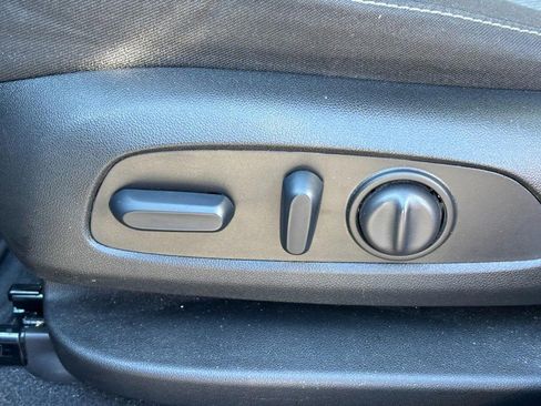 Used 2024 Chevrolet Blazer LT w/ Convenience Package image 15