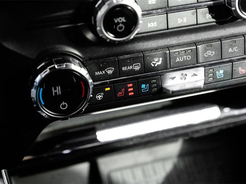 Used 2021 Ford F150 Platinum w/ Equipment Group 701A High image 21