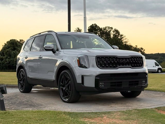 Used 2025 Kia Telluride SX X-Line AWD/4WD image 1