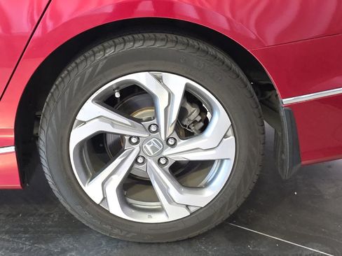 Used 2018 Honda Accord EX-L image 12