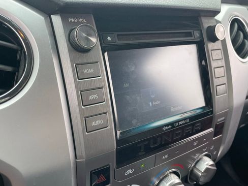 Used 2017 Toyota Tundra SR5 w/ SR5 Upgrade Package image 9